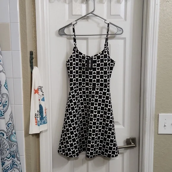 open lace back dress Amazon.com: Women Vintage 1950s Rockabilly Swing Dress 50s Pinup Retro  Hepburn Style A-Line Halterneck Floral Dresses Black S : Clothing, Shoes &  Jewelry